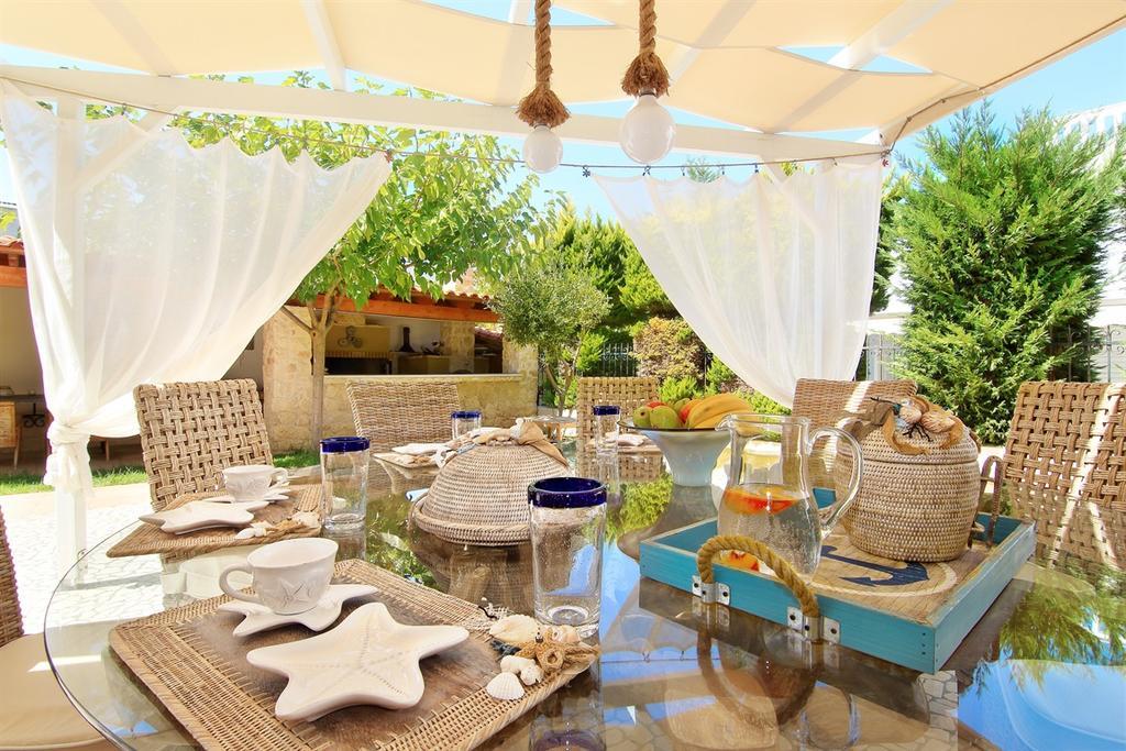 Luxury Villa Sea Melody Палеа-Фокеа Экстерьер фото
