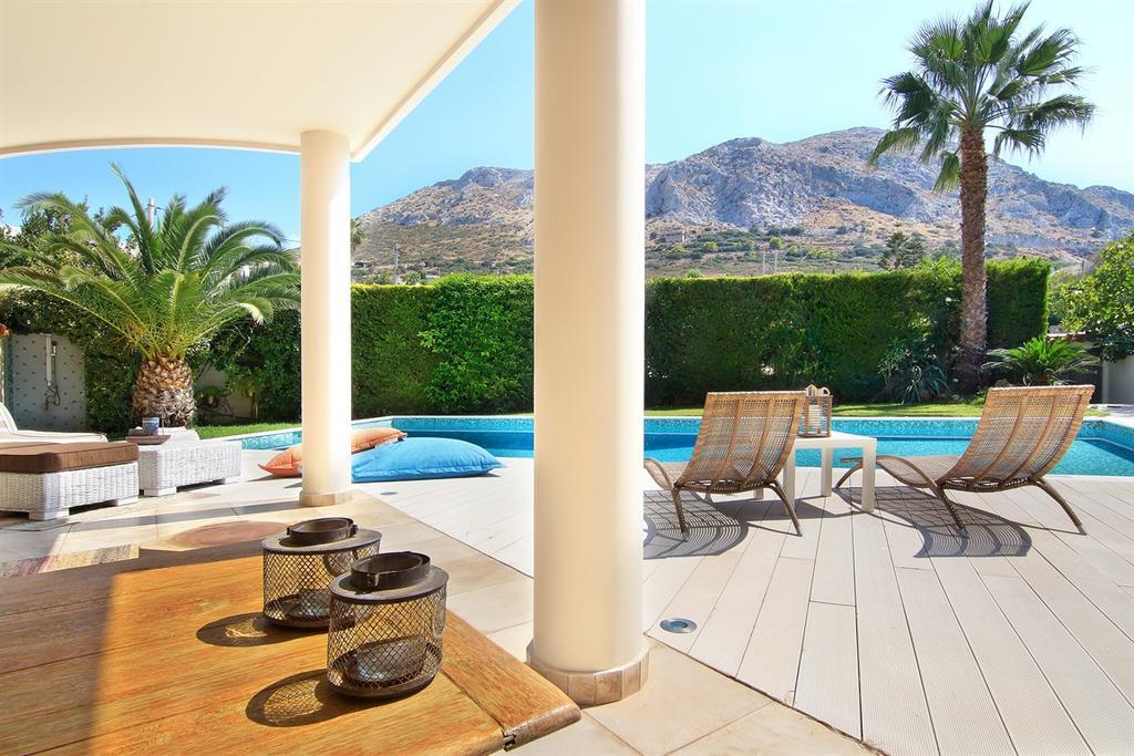 Luxury Villa Sea Melody Палеа-Фокеа Экстерьер фото